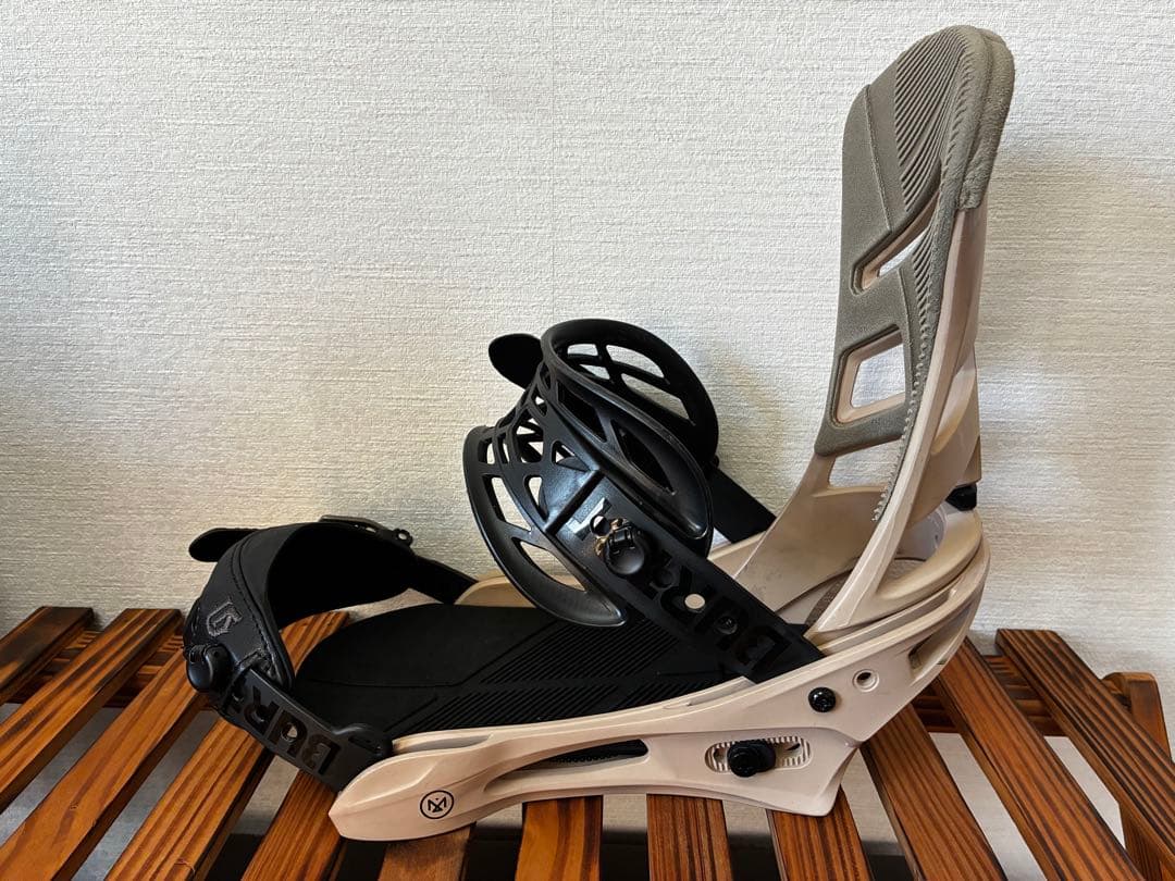 BURTONバインディング 【MISSIONミッション（メンズM）】薄茶色