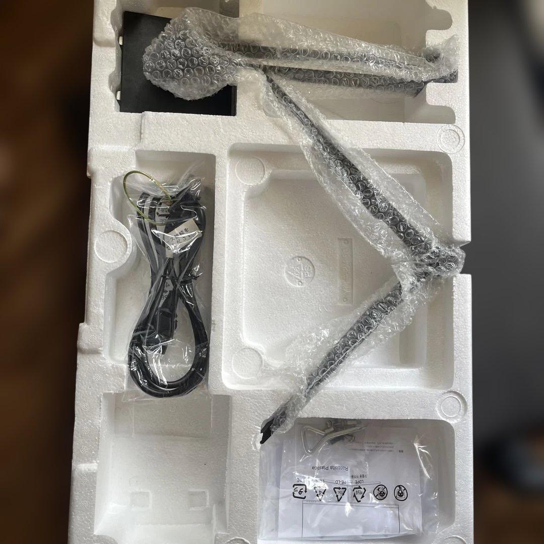 モニター 23,5 inch 260hz