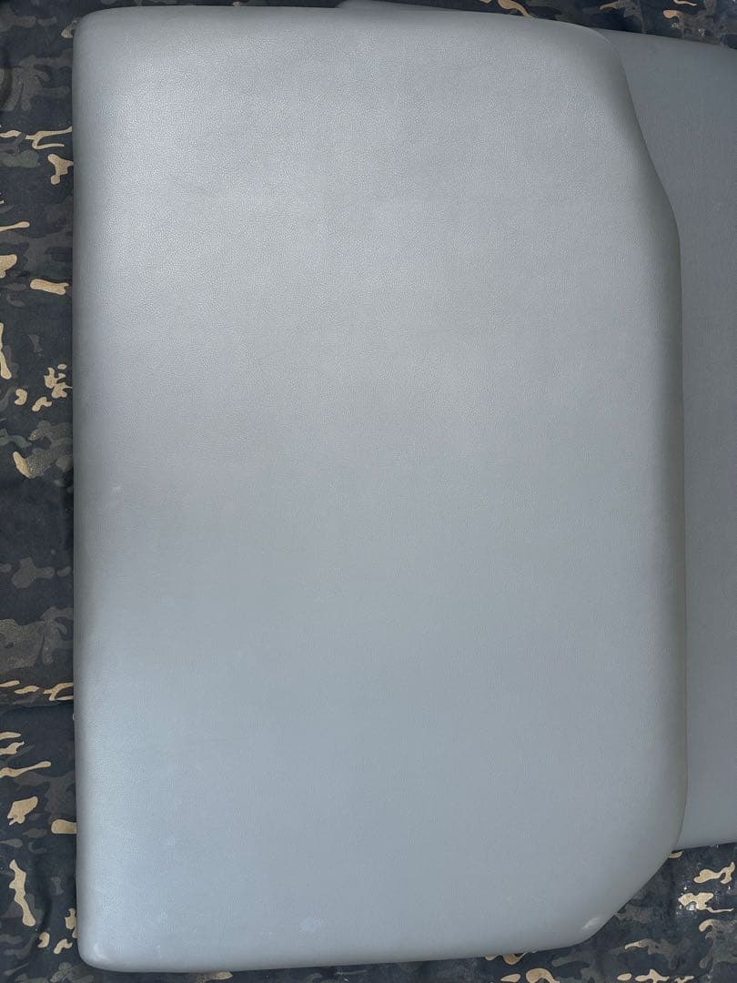 美品 ステップワゴンRP1からRP5 MGR製 ベッドキット　レザー40mm