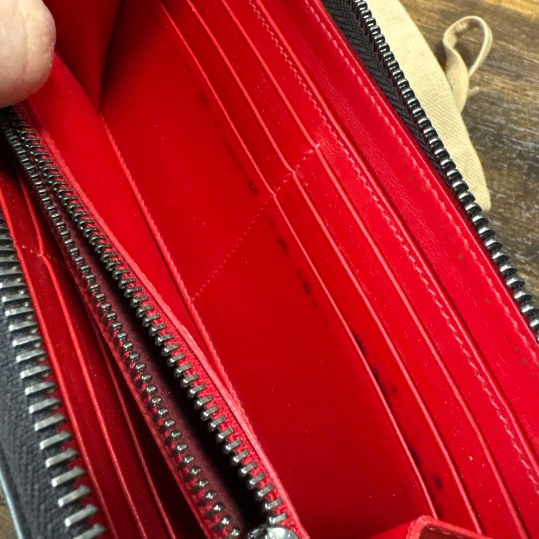 Christian Louboutin スタッズ長財布 ルブタン