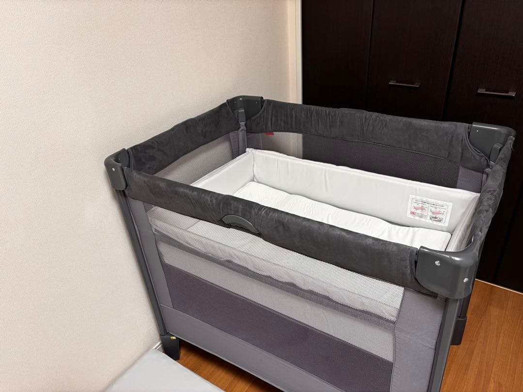 ココネル エアープラス AB ベビーベッド グレー