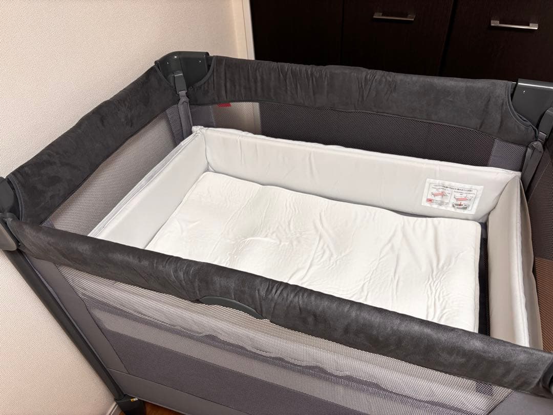 ココネル エアープラス AB ベビーベッド グレー