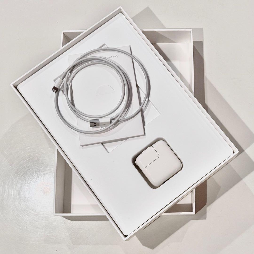 Apple iPad Air2 第2世代 16GB A1566 WiFiモデル