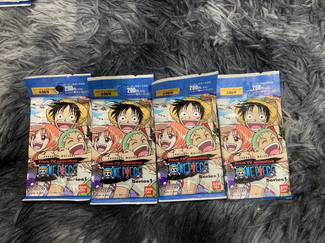 絶版1弾 初版 未開封 ワンピース シーズン1 カードダスマスターズ 4パック