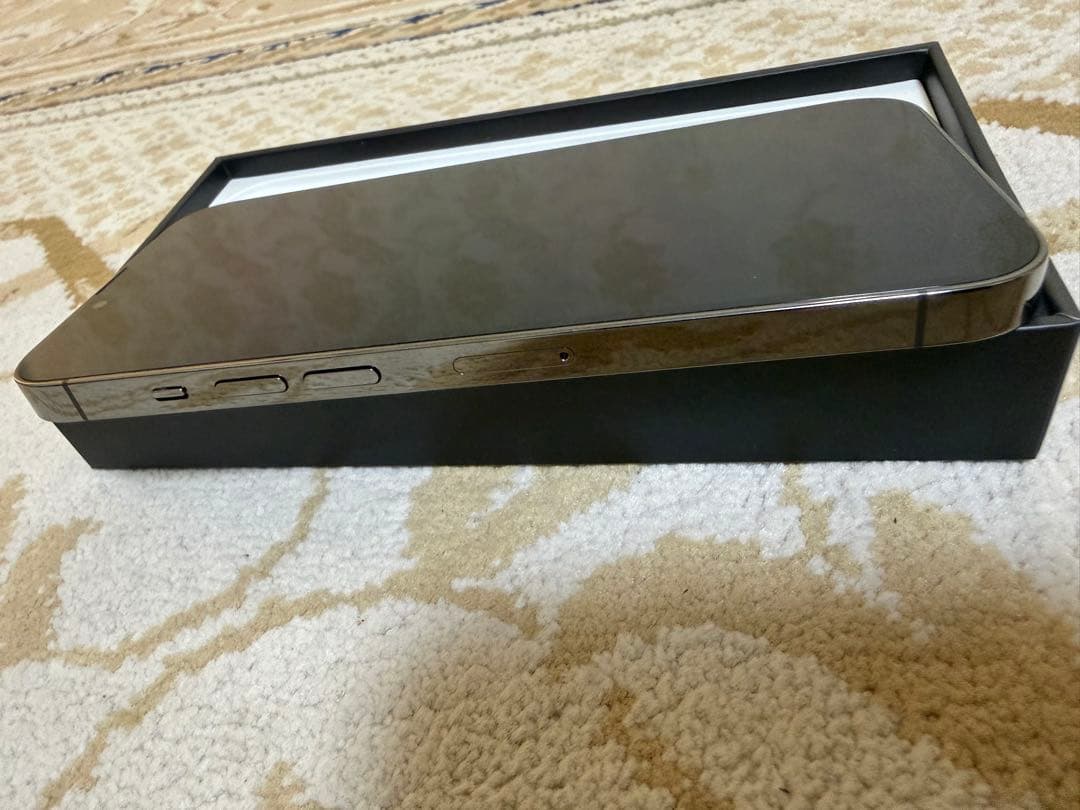 Apple iPhone 13 Pro グラファイト 6.1インチ