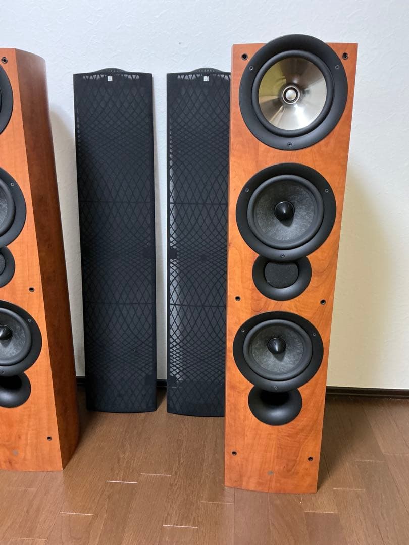 やさしい水さん専用　KEF IQ9 ペア(直接引き取り希望)