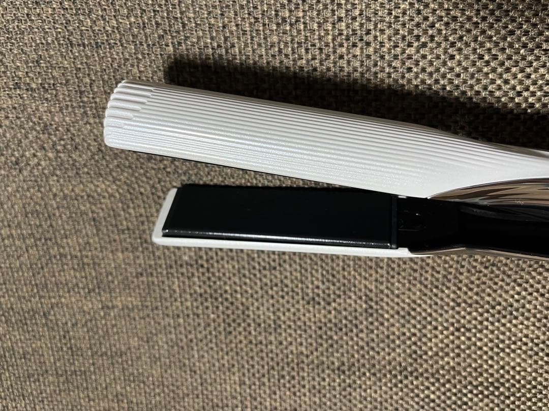 【美品】リファReFa ストレートヘアアイロン RE-AC02A 2022年製