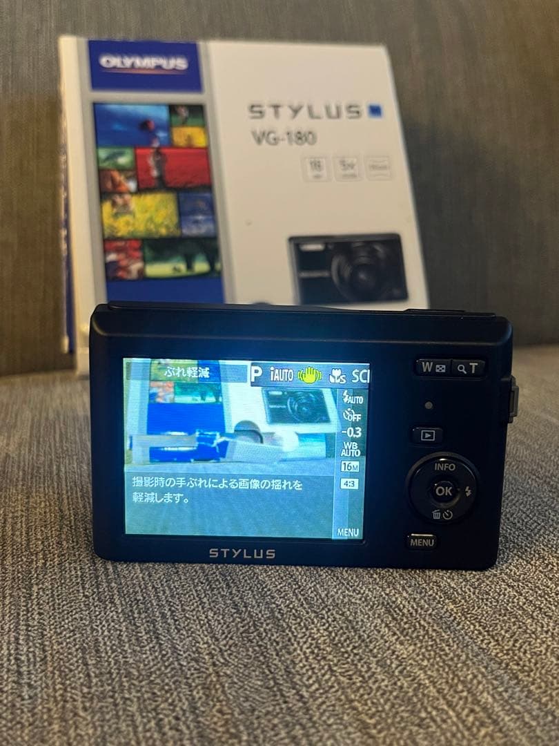 【OLYMPUS STYLUS VG-180 Black】 オリンパス　デジカメ