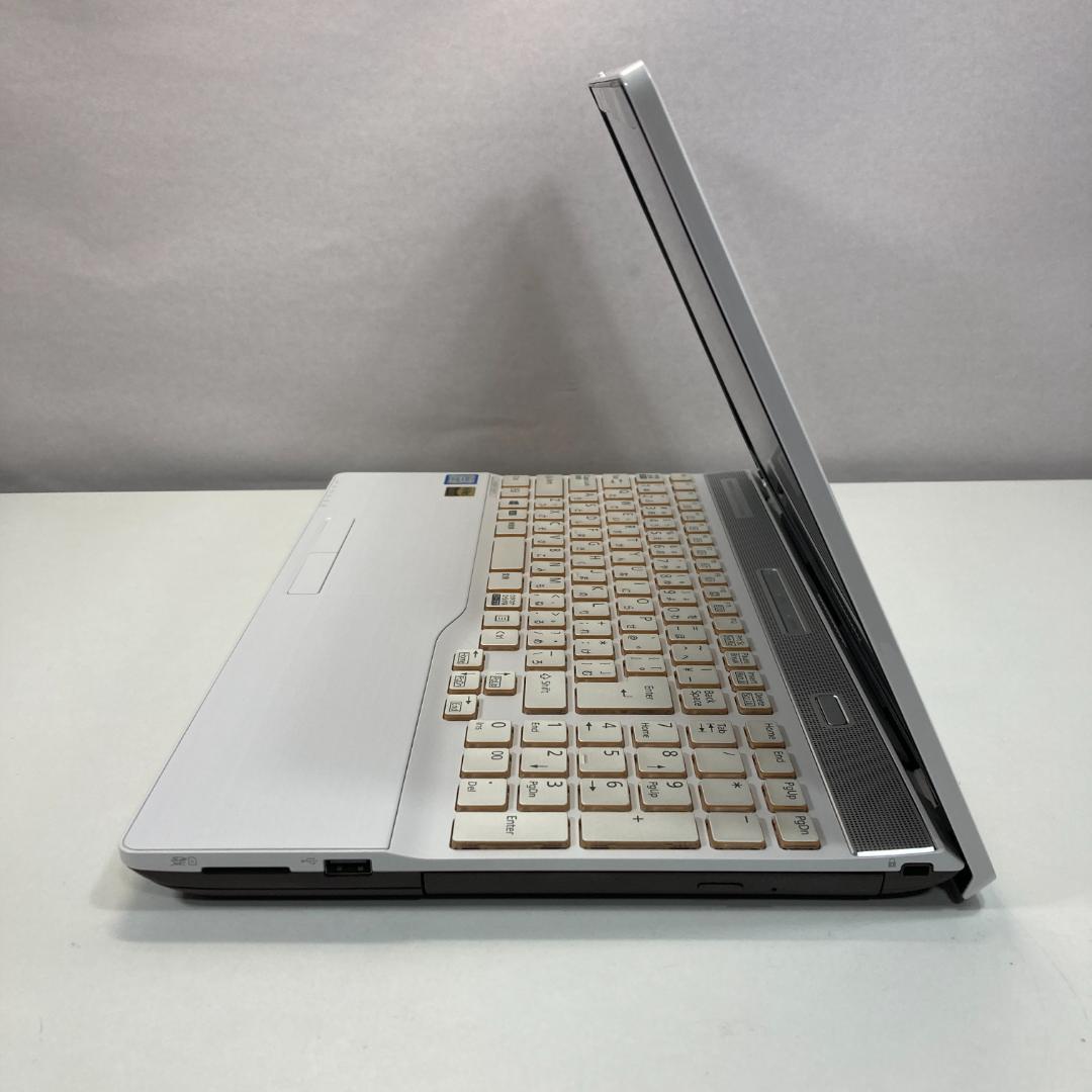 Fujitsu 富士通 ノートパソコン i7 SSD Windows11 PC
