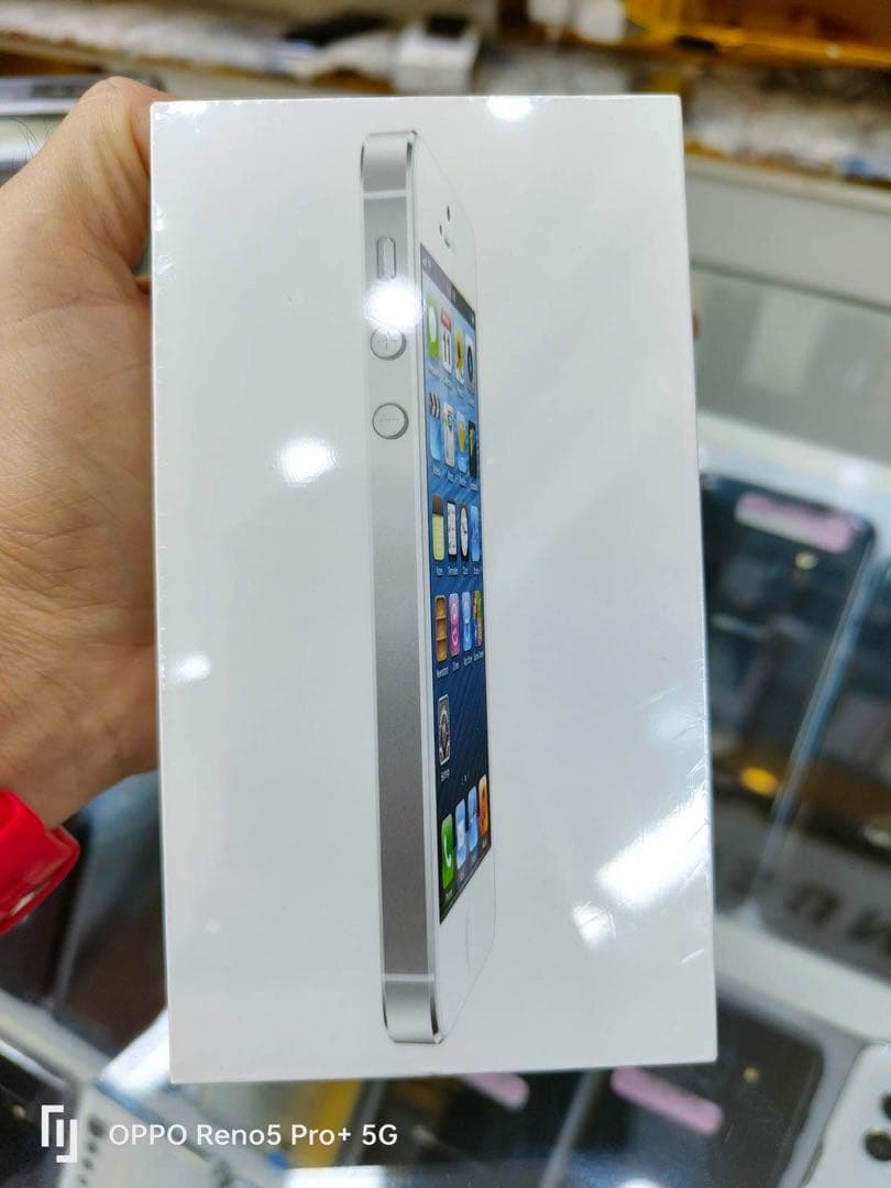 Iphone 5 新品未使用 SIMフリー