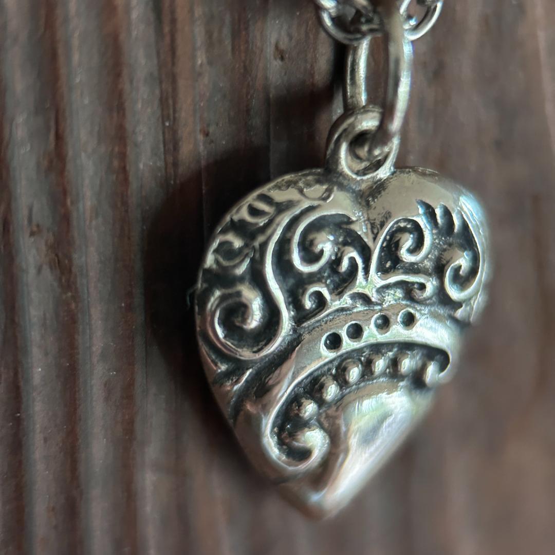 スウィートハートジュエリー　WW2　シルバー　唐草模様