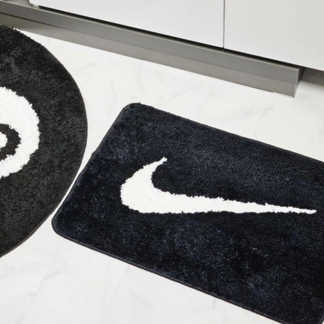 韓国輸入品⭐︎NIKE ナイキ ラグ マット