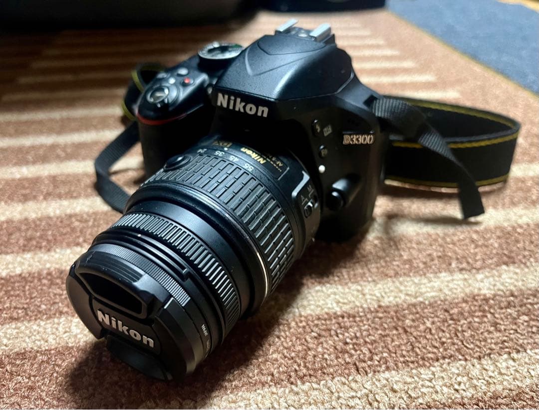 Nikon デジタル一眼レフカメラ　D3300 バッグ付き