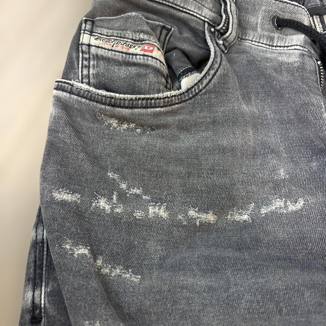2025/Diesel 30 ダメージ加工 グレー デニムジーンズ