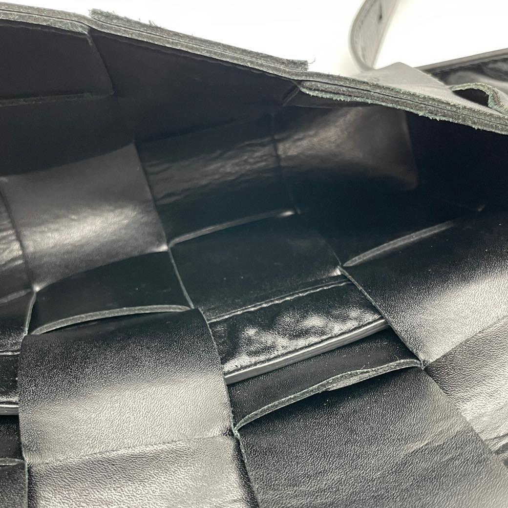 BOTTEGA VENETA イントレチャート バッグ ウエストバッグ カセット