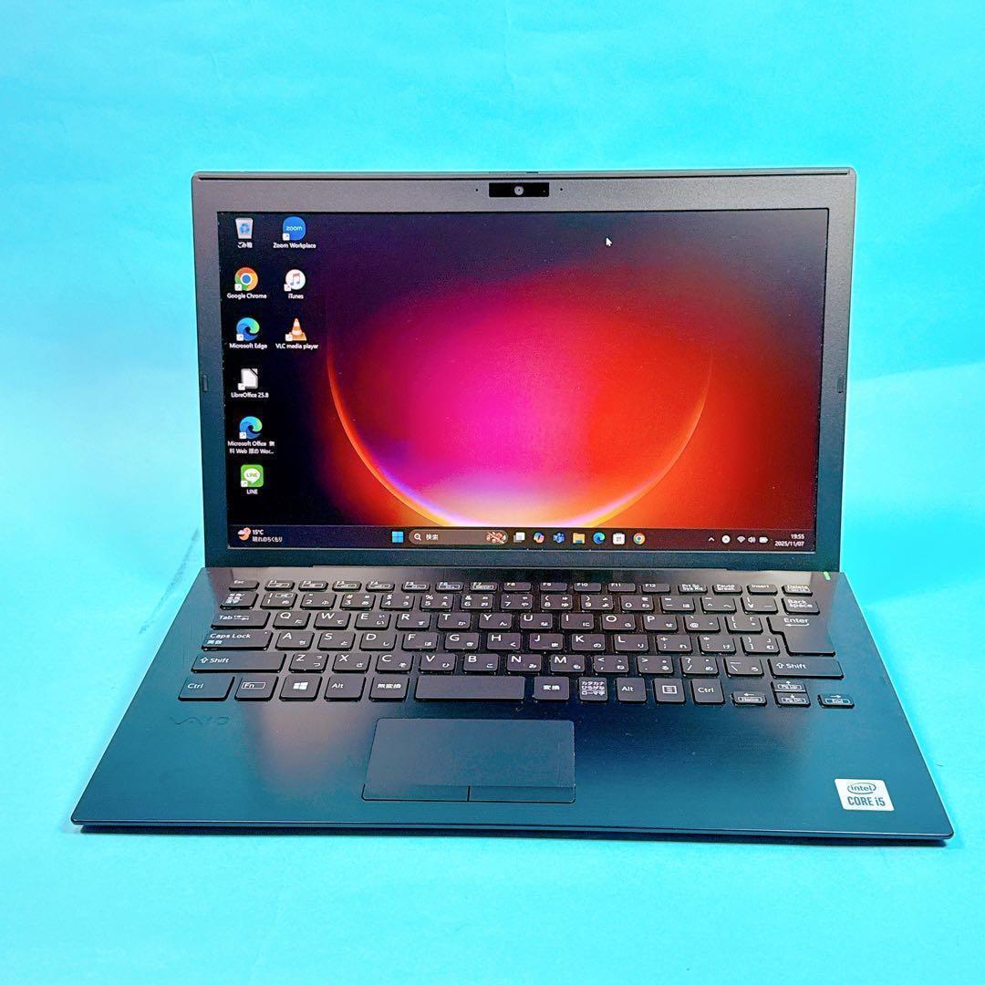 2021年製⭐️第10世代i5⭐️ノートパソコン SSD windows11薄型