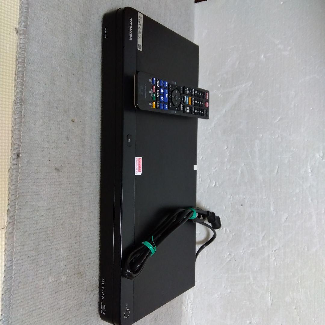 1TB東芝W録画ブルーレイレコーダーDBR-W1007 /2017年製