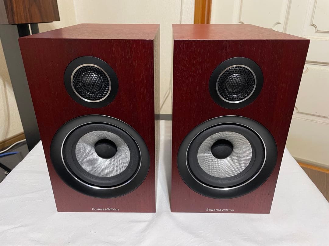 スピーカー・ウーファー Bowers&Wilkins B&W 707 S2