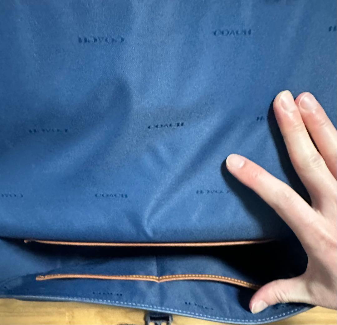 【新品】【未使用】Coach コーチ メンズ メッセンジャーバッグ ブルー