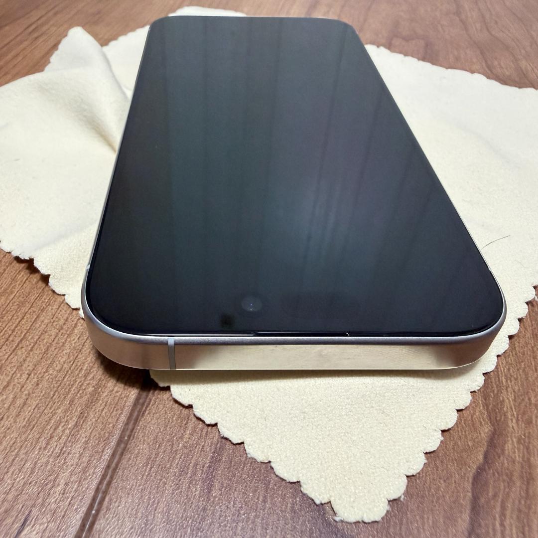 【美品】iPhone15 Pro 256GB Apple