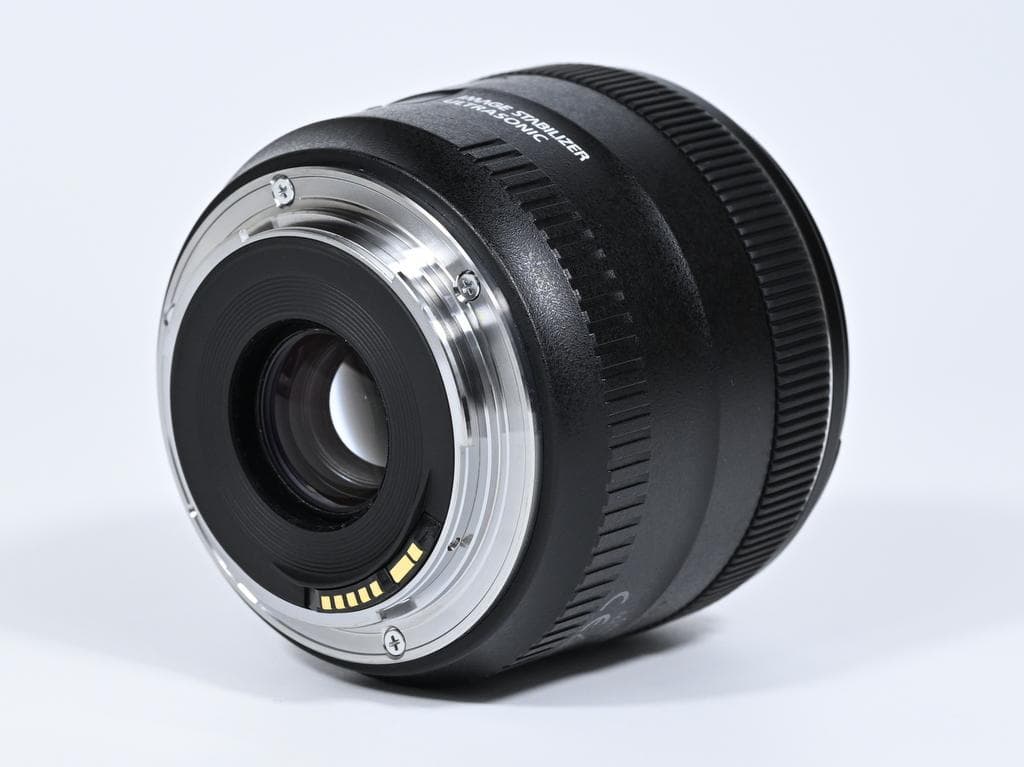 【超美品】 キヤノン　Canon EF 35mm F2 IS USM