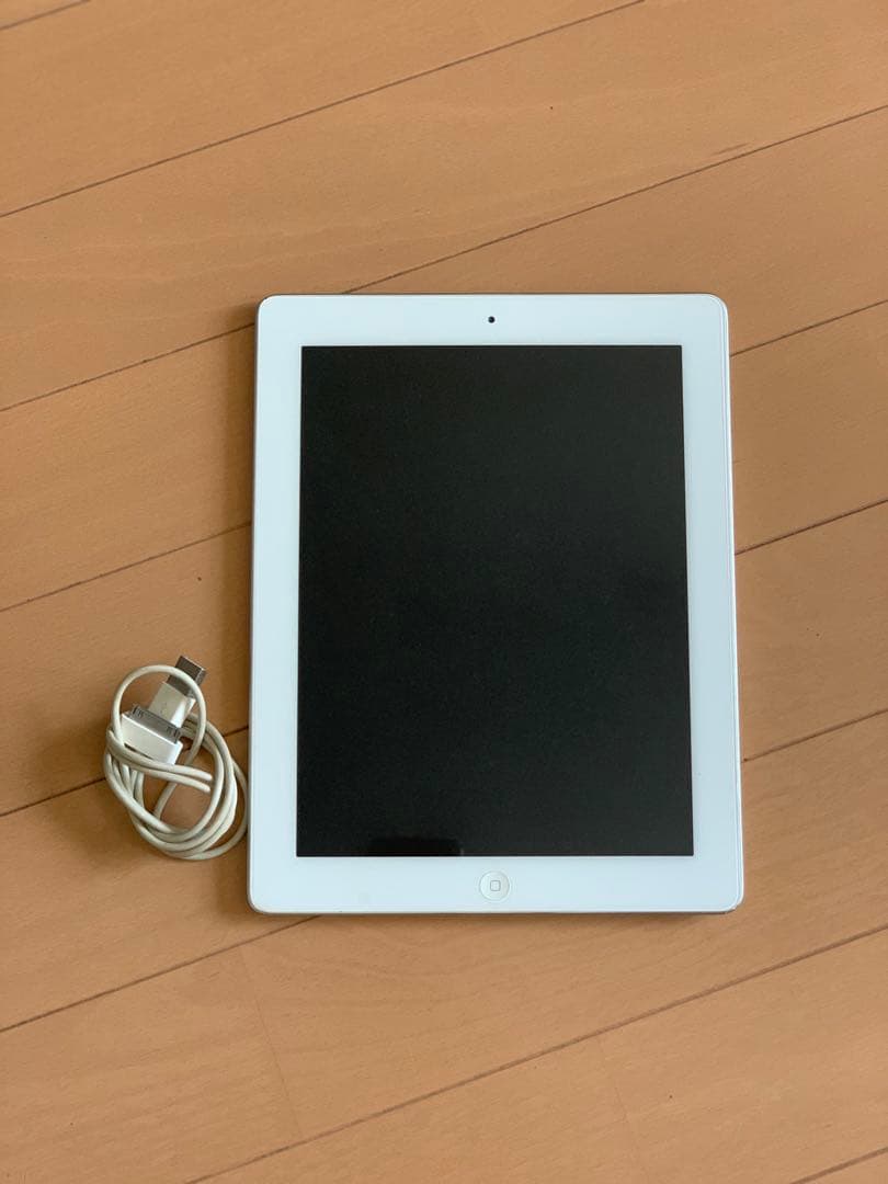 【Apple】ipad wi-fi 即使用可能 シルバー 32G充電ケーブル付き