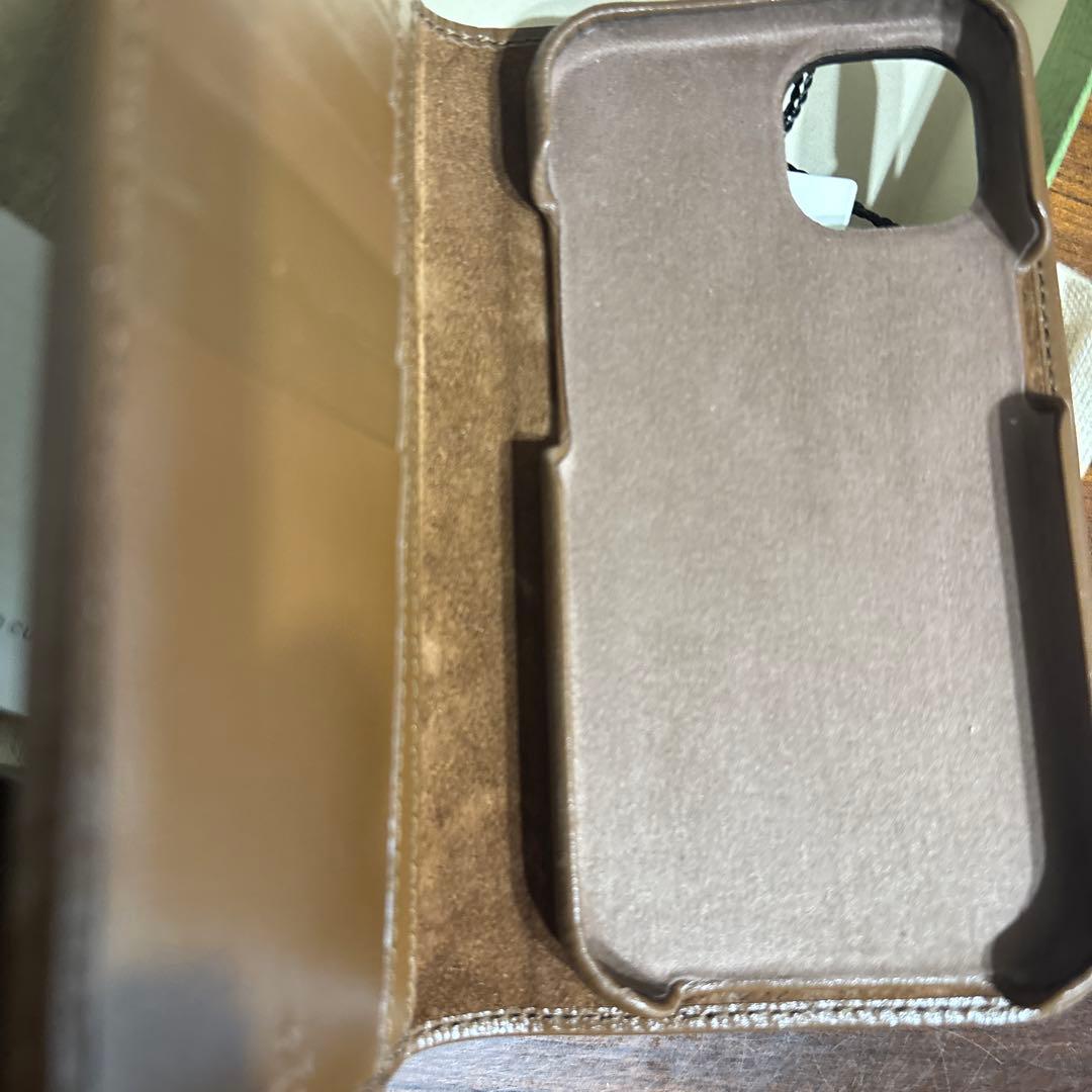 GUCCI 手帳型iPhoneケース GGキャンバス