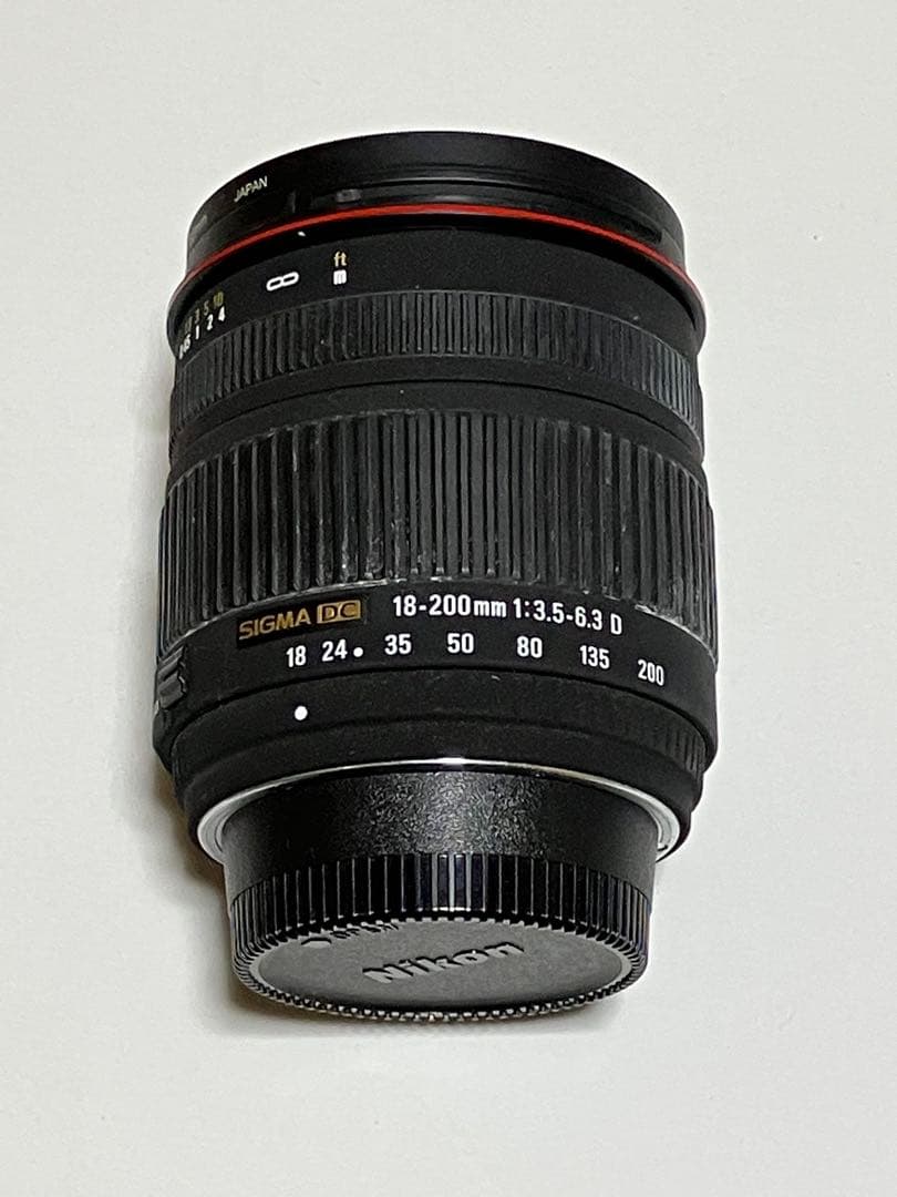 SIGMA 18-200mm f/3.5-6.3 DC ズームレンズ
