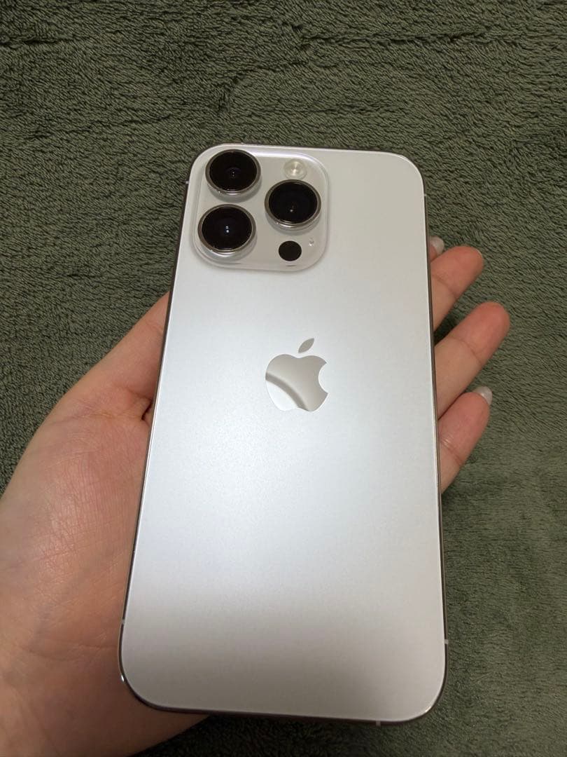 Apple iPhone 14 Pro シルバー 256GB SIMフリー