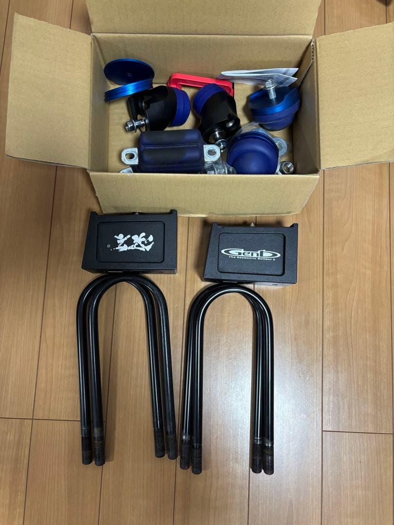 ハイエース　玄武3インチローダウンブロック、ストロークストッパーPRO 2WD