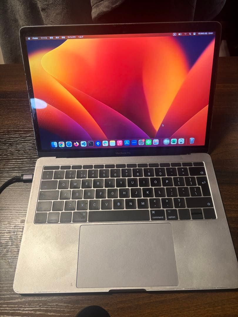 MacBook Pro 13インチ 2017 メモリ16G バッテリー修理推奨