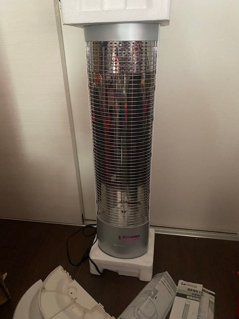 コイズミ　遠赤電気ストーブ