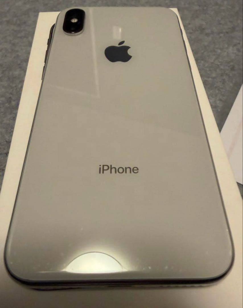 iPhone X シルバー 本体　256GB simフリー