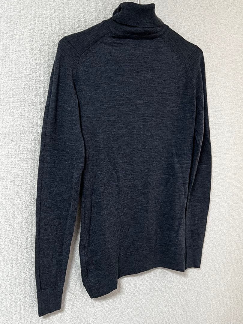JOHN SMEDLEY　ジョンスメドレー　タートルネック　薄手　M　イギリス製