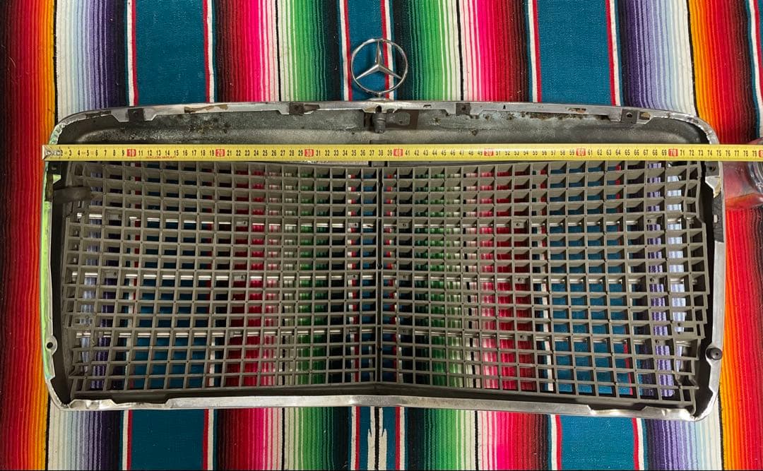 縦目Mercedes-Benz グリル 114-115