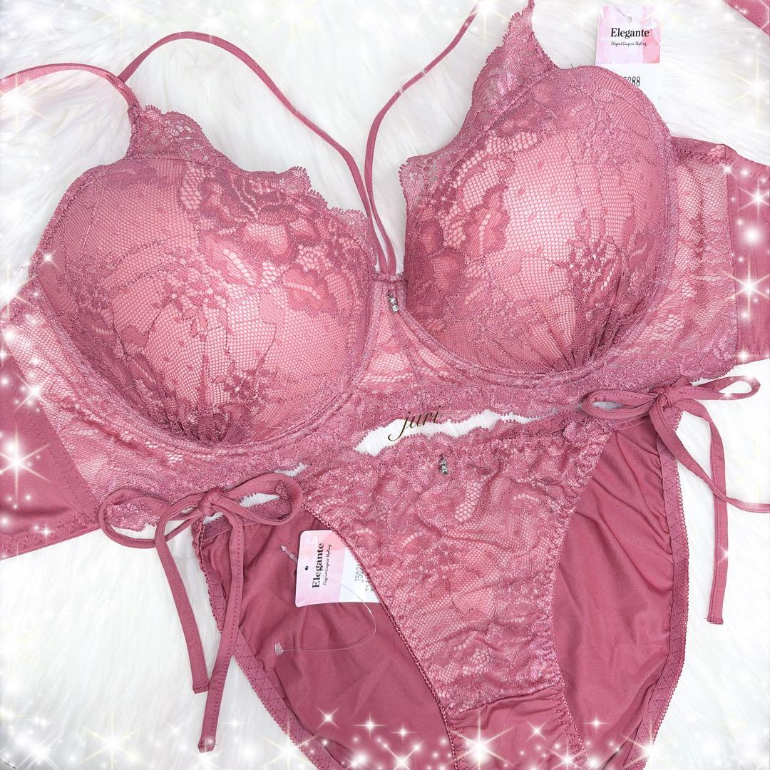 専用❤️高級刺繍❤豪華❤️4色展開✨️上下セット❤️Tバックレース❤️フルバックもあり❤️