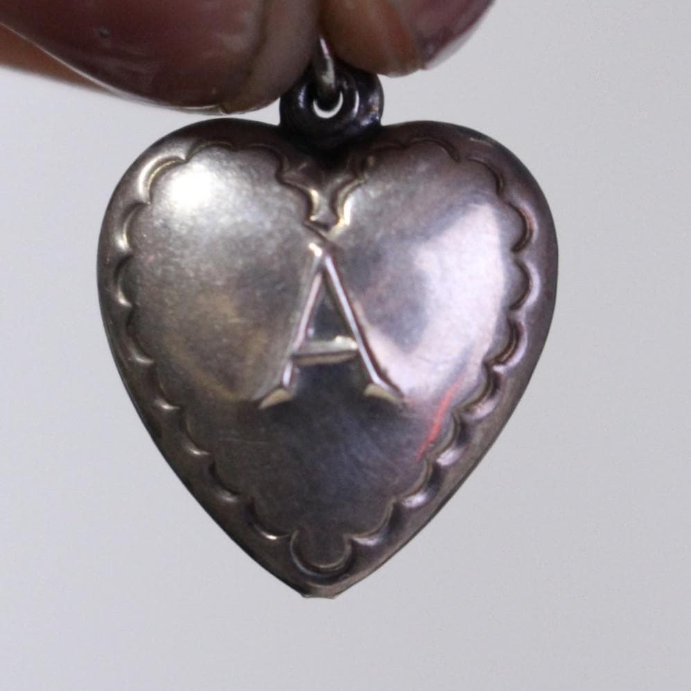 40s　スウィートハートジュエリー　WW2　シルバー　チャーム　イニシャル　A