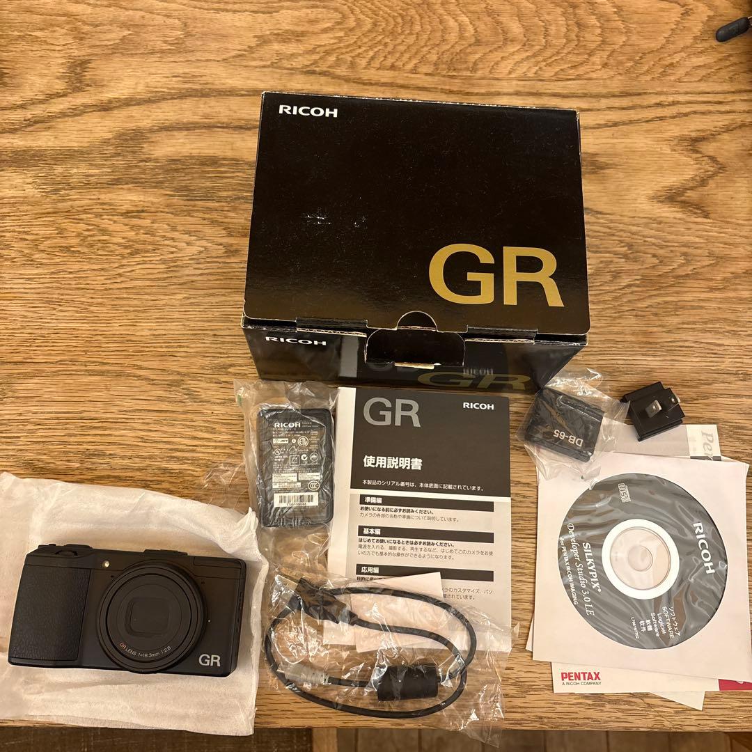RICOH GR コンパクトデジタルカメラ　初代