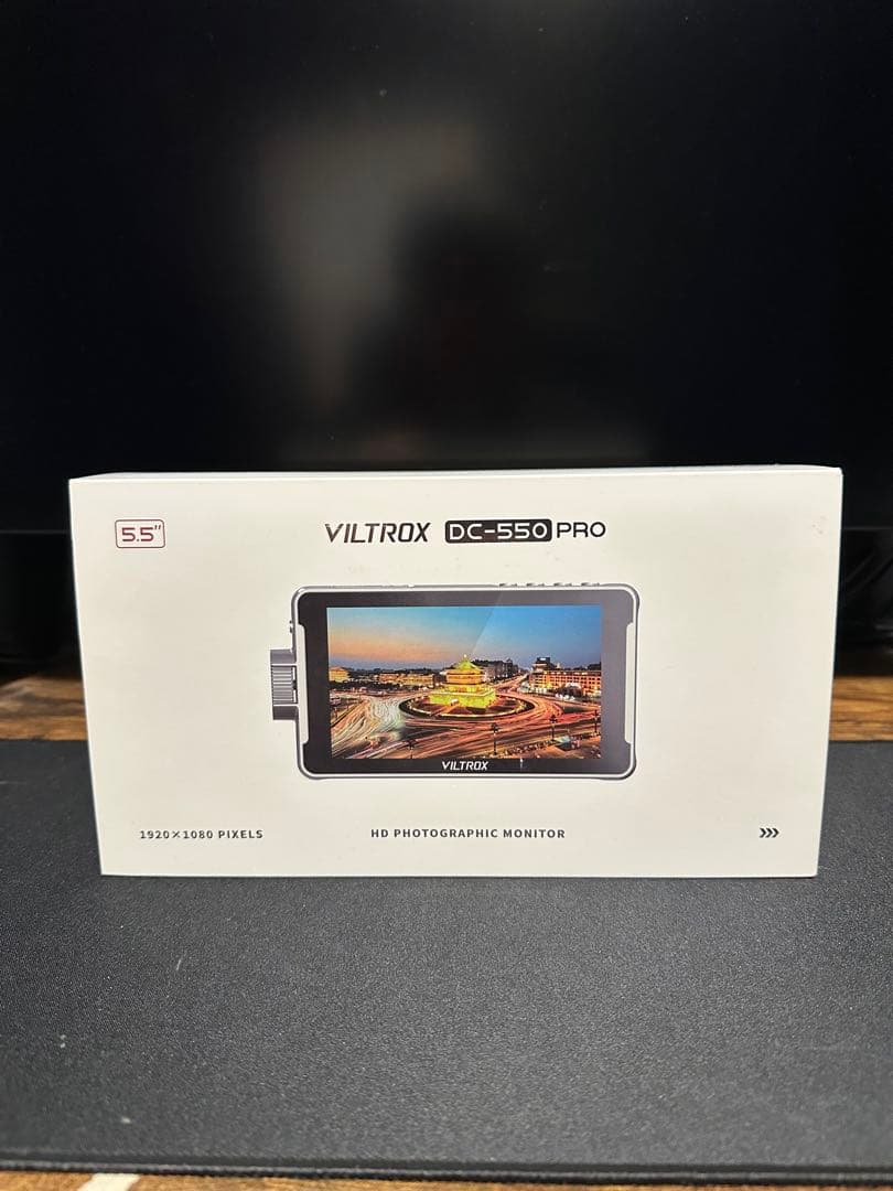 VILTROX DC-550 PRO 5.5インチモニター