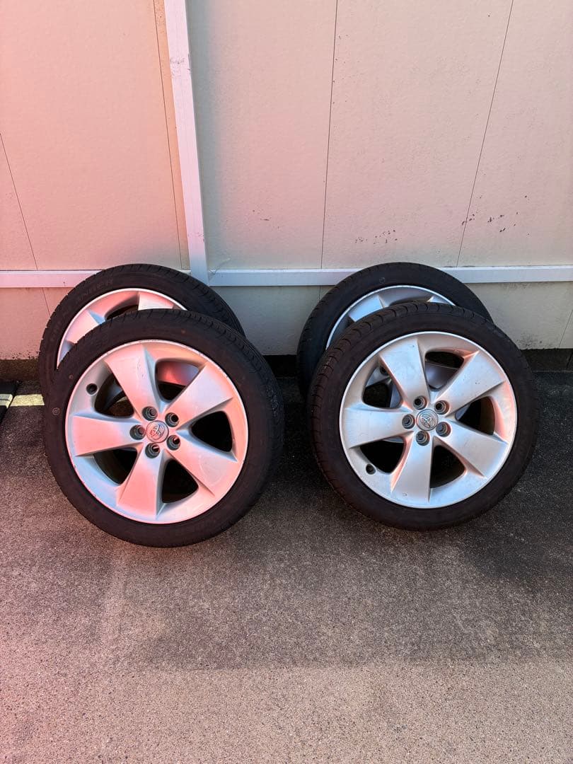 【送料無料】2023年製49週 215/45R17プリウス30ツーリング