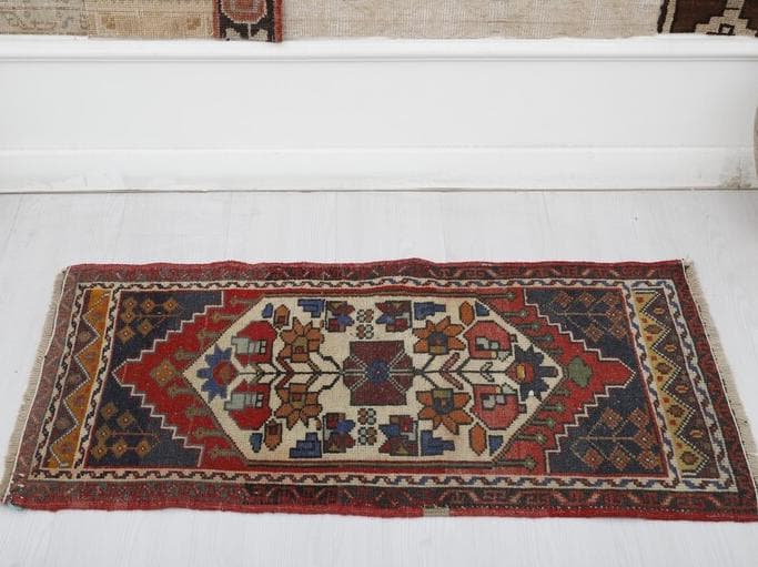 トルコヴィンテージラグ A36 スモールラグ ネイビー レッド マスタード