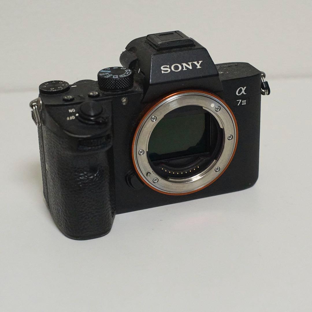 Sony α7III 本体のみ　早い者勝ち