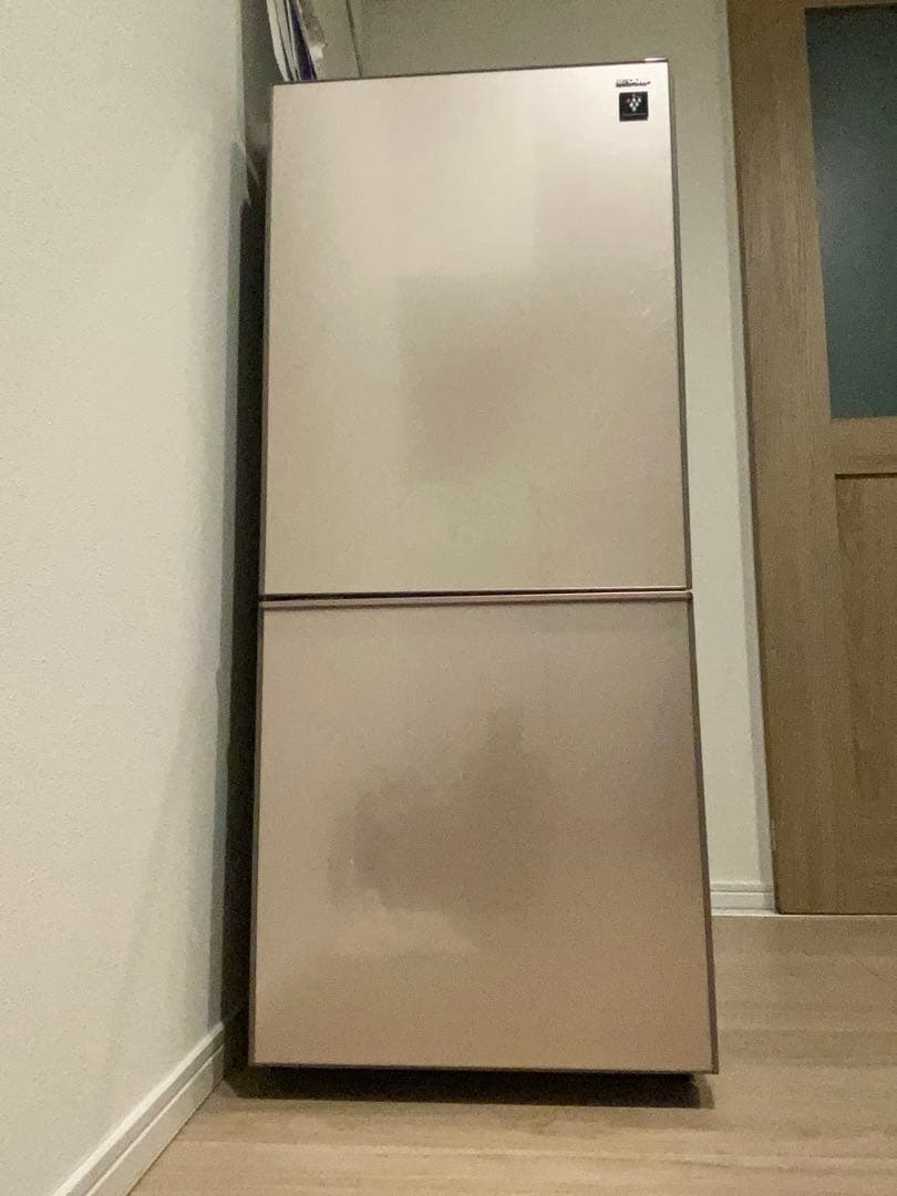 シャープ 137L プラズマクラスター搭載!「つけかえどっちもドア」冷蔵庫