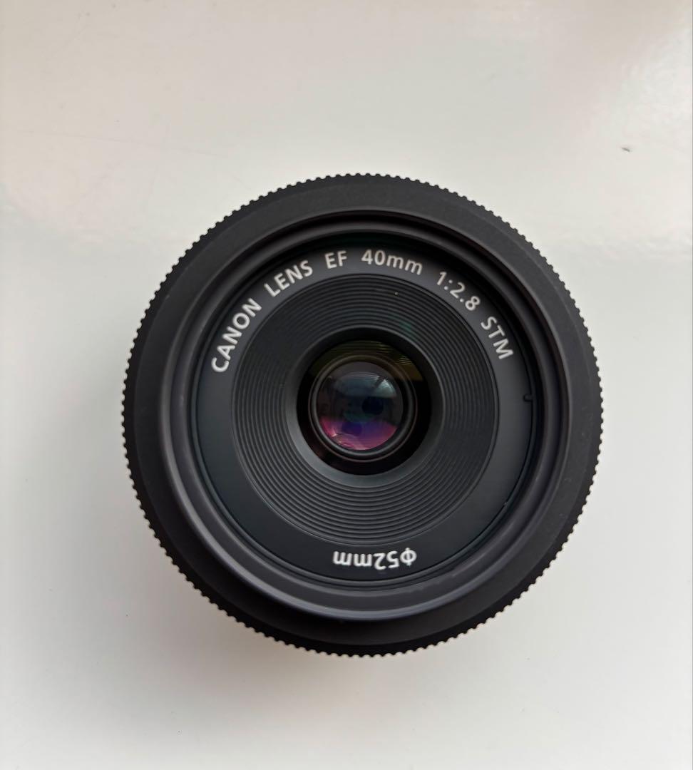 Canon EF 40mm f/2.8 STM レンズ