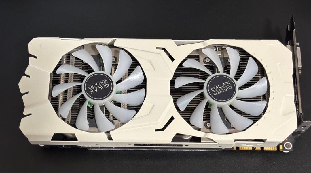 【玄人志向】GK-GTX1070-E8GB/WHITE GTX1070 8GB
