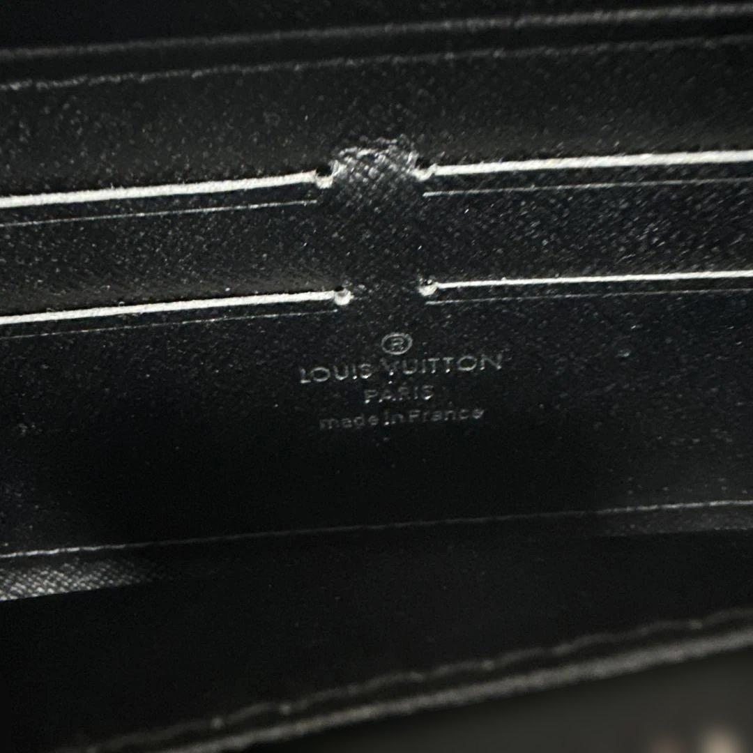 Louis Vuitton ブラックレザー長財布