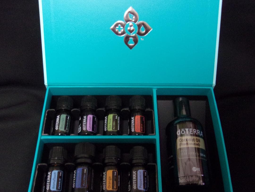 doTERRA アロマタッチテクニックキット