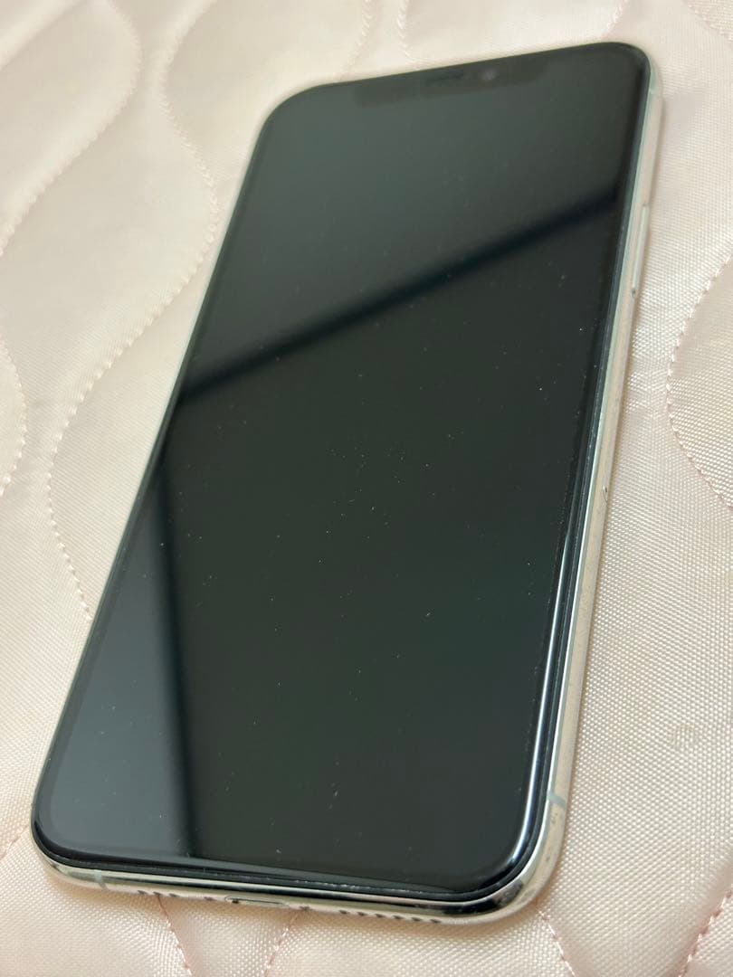 iPhone 11 Pro 256GB SIMフリー A2215カメラ傷あり