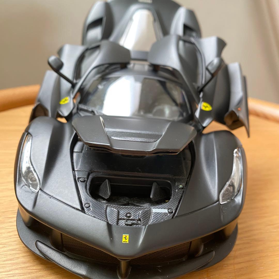 ラ フェラーリ ブラック　Bburago 18-16901 BK 1/18