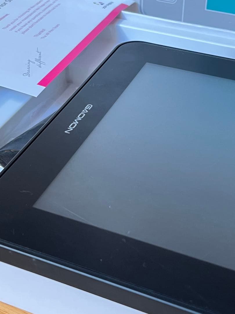 GAOMON PD1161 液晶ペンタブレット 本体 フィルムとスタンド付き